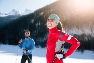 Ski en duo sur le domaine de ski nordique du Massif des Aravis