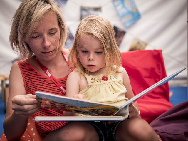 Lecture à la crèche